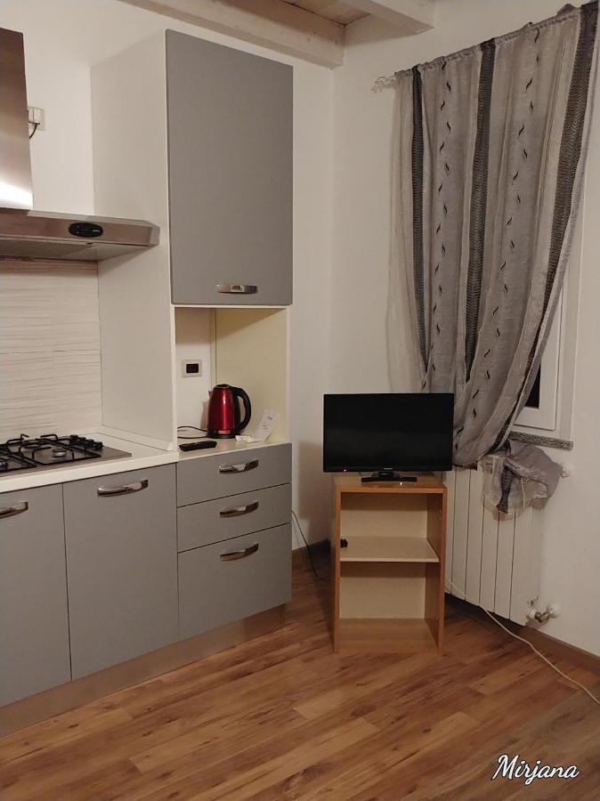 Appartamento Masha Como Mozzate Bagian luar foto