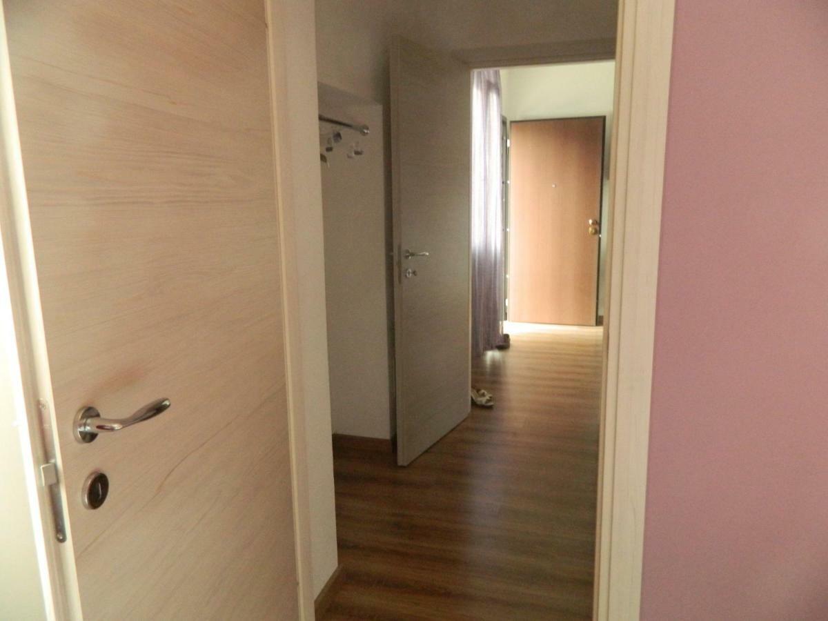 Appartamento Masha Como Mozzate Bagian luar foto